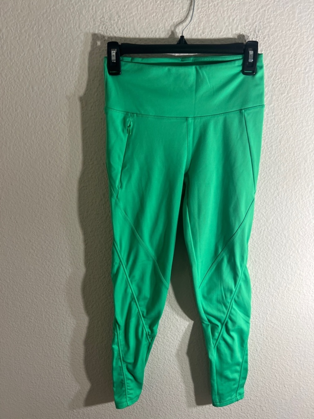 Lilly Pulitzer Luxletic S UPF 50+ Logo Weekender High- rise Leggings Green NWOT - Picture 2 of 4